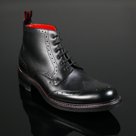 Hannibal 3101 - Classic Brogue Derby Boot with Rubber Sole