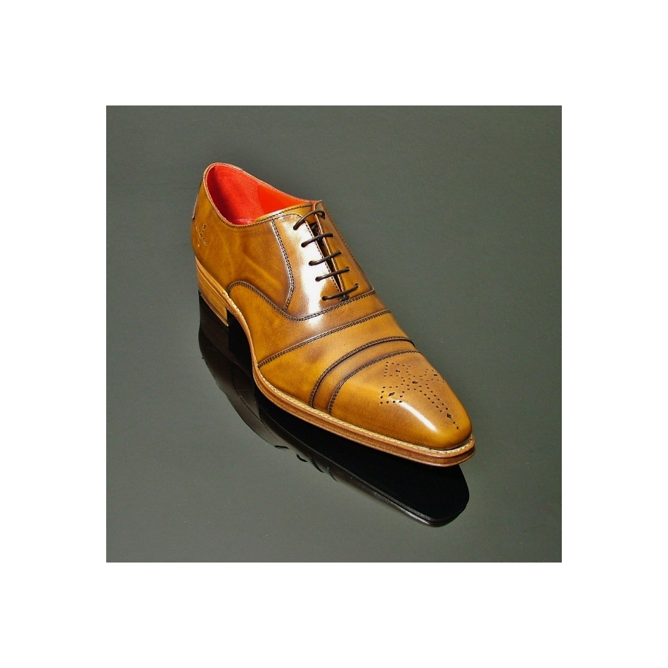 Moon 'Melrose' - Cross Punch Oxford